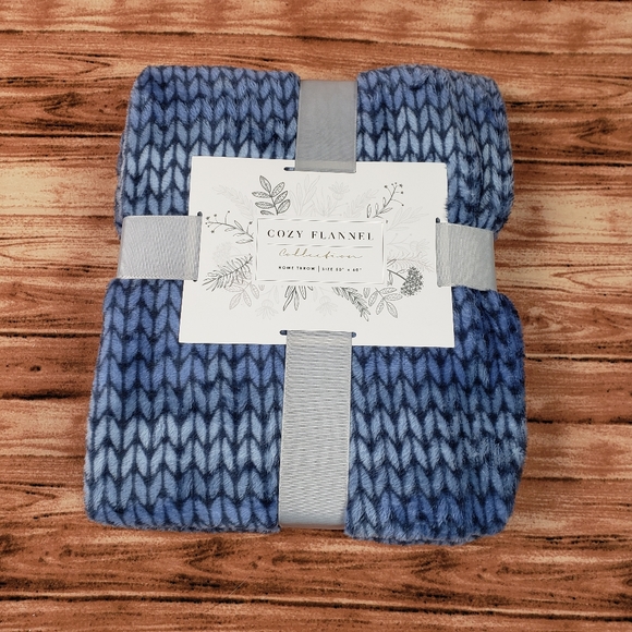 Throw Blanket Other - Cozy Flannel Throw Blanket